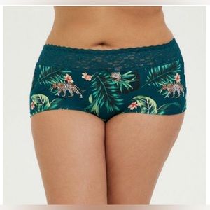 NWT boyshort lion print panty